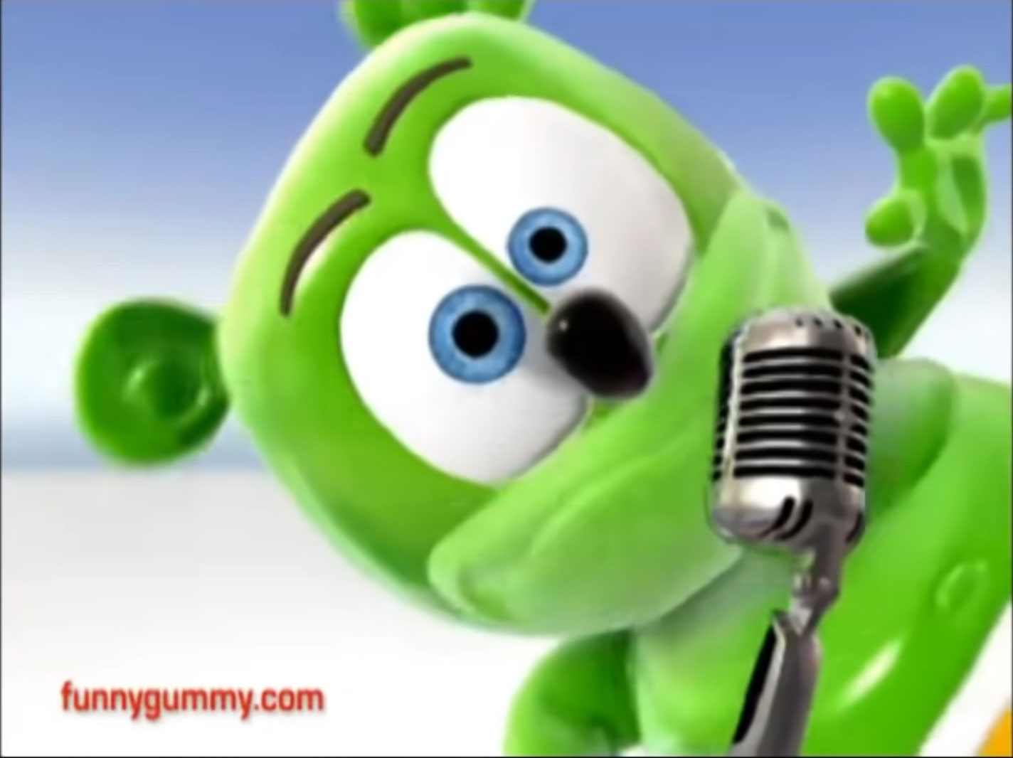 Gummy bear song reversed