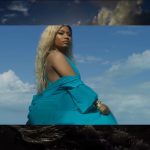 Nicki-Minaj-–-Bed-ft-Ariana-Grande-10
