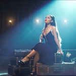 Ariana-Grande-breathin-09