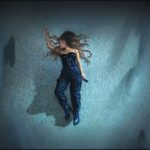 Ariana-Grande-breathin-18