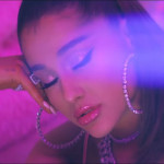 Ariana-Grande-7-rings-03