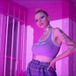 Ariana-Grande-7-rings-04