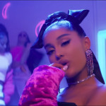 Ariana-Grande-7-rings-13