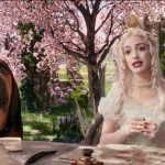 Alice-Through-the-Looking-Glass-2016-004