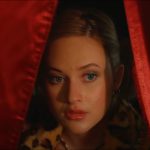 Katy-Perry-Electric-005