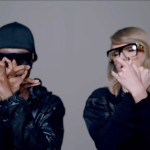 Taylor-Swift—Shake-It-Off-02