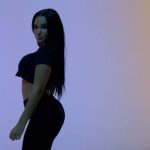 Drake—Hotline-Bling-02