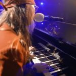 Guns-N-Roses—November-Rain-17