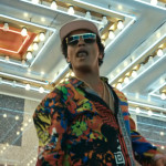 Bruno-Mars—24K-Magic-08