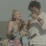 Carlos-Vives-Shakira—La-Bicicleta-08