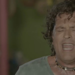 Carlos-Vives-Shakira—La-Bicicleta-11