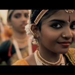 Coldplay—Hymn-For-The-Weekend-06