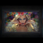 Coldplay—Hymn-For-The-Weekend-13