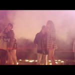 Ellie-Goulding—Burn-11