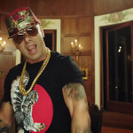 Wisin—Escápate-Conmigo-ft-Ozuna-02