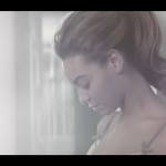 Beyoncé—Halo-002