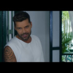 Ricky-Martin—La-Mordidita-ft-Yotuel-001