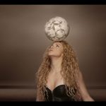 Shakira—La-La-La-(Brazil-2014)-ft.-Carlinhos-Brown-002