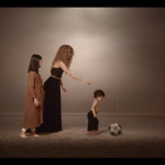 Shakira—La-La-La-(Brazil-2014)-ft.-Carlinhos-Brown-003