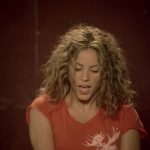 Shakira—Hips-Don’t-Lie-ft.-Wyclef-Jean-003