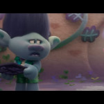 Trolls Band Together-003