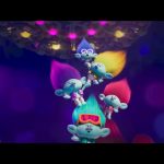 Trolls Band Together-009